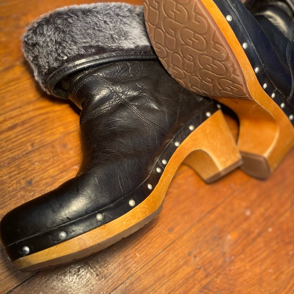 UGG Lynnea Black Bootie Sz 8 UK 6.5 Nice Condition - Picture 6 of 6